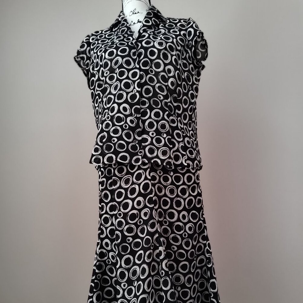 Studio by Liz Claiborne Button Front Blouse - Picture 5 of 5